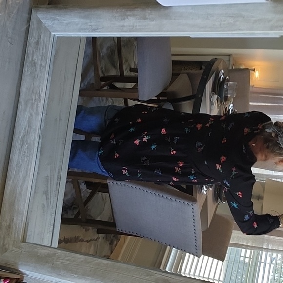 Old Navy - Picture 3 of 6